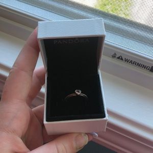 Pandora ring
